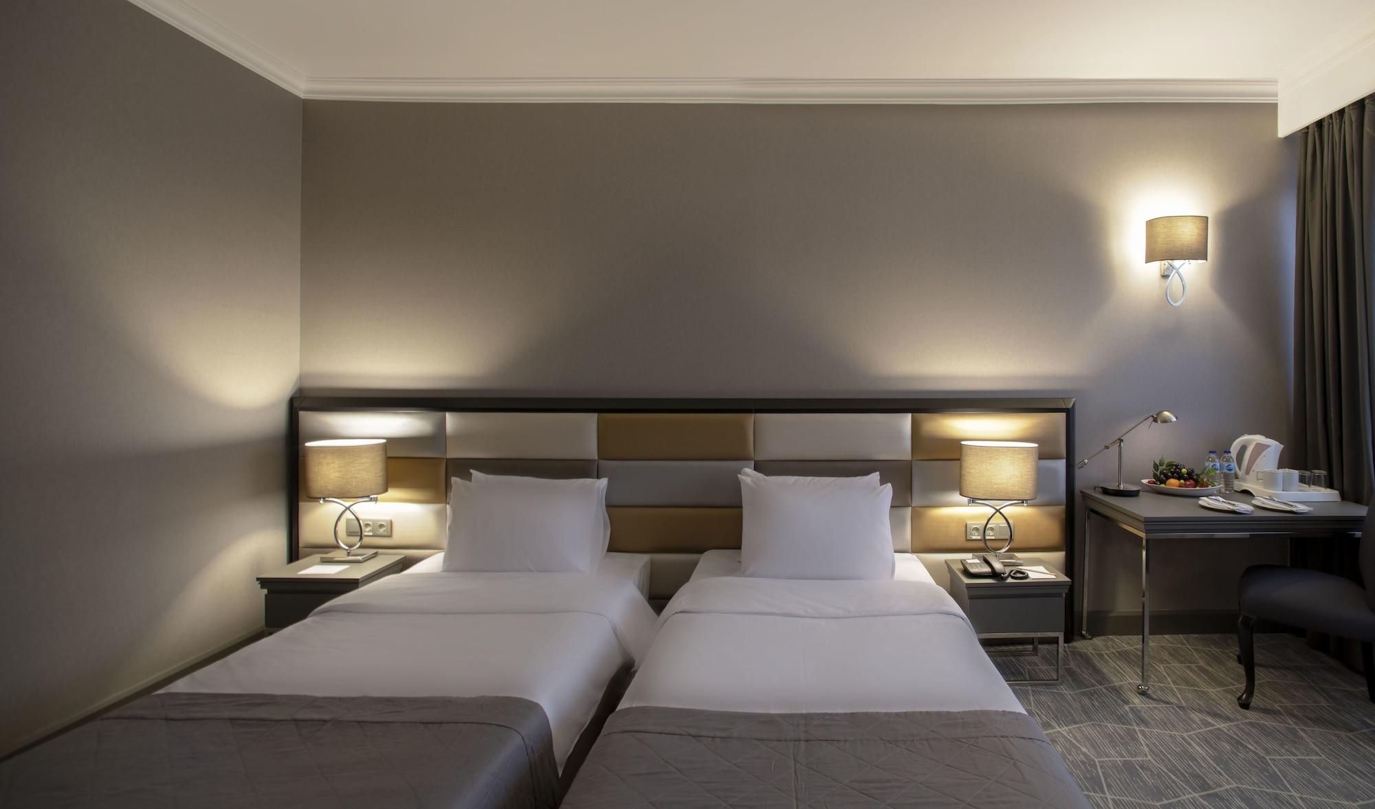 Taksim Square Otel