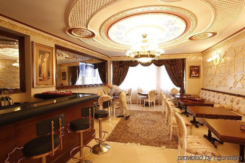 Taksim Square Otel 4*
